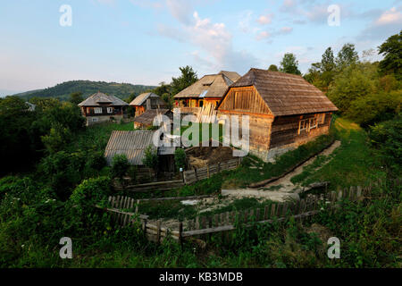 Rumänien, maramures Region, Karpaten, iza Tal, Dorf von botiza Stockfoto