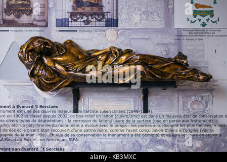 Belgien, Brüssel, Grand-Place, bronze-Statue von Everard ' t Serclaes, Stadt Held starb im Jahre 1388, reiben die Statue angeblich Birngs viel Glück Stockfoto