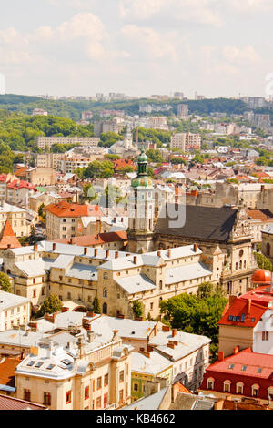 Schöne Aussicht von Lviv, Ukraine an einem sonnigen Sommertag Stockfoto