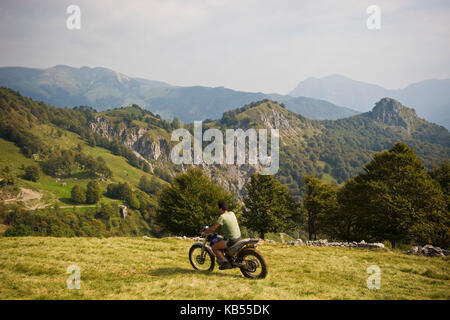 Landwirt und Vieh Züchter, taleggio Valley, Lombardei, Italien Stockfoto