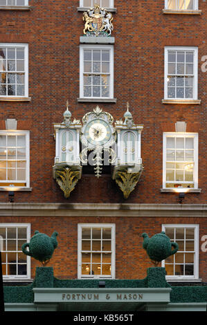 Vereinigtes Königreich, London, mayfair, Fortnum & Mason Shop am Piccadilly Stockfoto