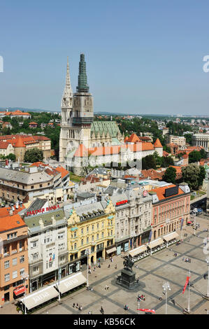 Kroatien, Zagreb, jelacic (jelacica) Platz und die Kathedrale Stockfoto