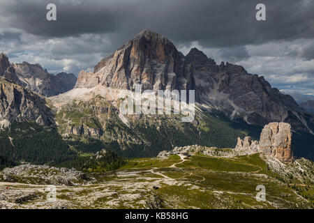 Europa, Italien, Alpen, Dolomiten, Berge, Cinque Torri, Tofane, Blick von der Averau Hütte Stockfoto