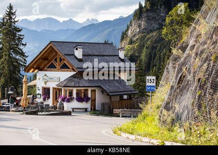 Europa, Italien, Alpen, Dolomiten, Venetien, Belluno, Colle Santa Lucia - Civetta, Blick vom Belvedere Stockfoto