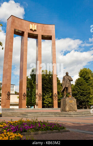 Lviv, Ukraine - 12. Juli 2015: Denkmal für die Führer der ukrainischen nationalistischen und Unabhängigkeit Bewegung Stepan Bandera. Stockfoto