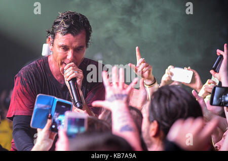 Sänger Gavin Rossdale führt mit der Rockband BUSH beim O2 ABC Veranstaltungsort in Glasgow, Schottland am 26. September 2017. Stockfoto