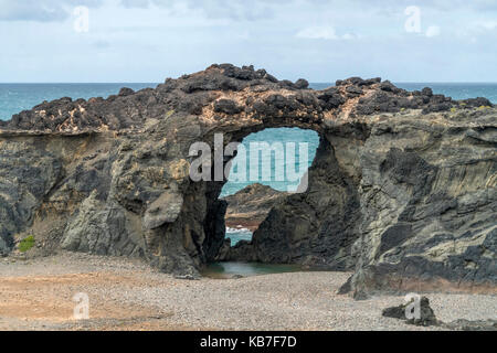 Felsbogen bei Ajuy, Kanarische Inseln, Spanien | Rock arch in der Nähe von Ajuy, Fuerteventura, Kanarische Inseln, Spanien Stockfoto