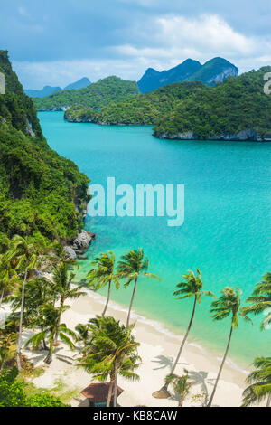 Paradise Beach auf der tropischen Insel. Ang Thong National Marine Park, Thailand. top View Stockfoto