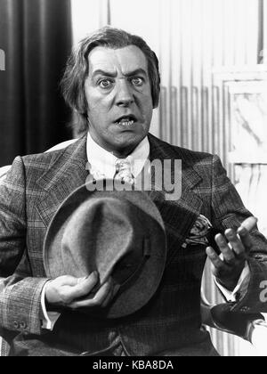 Abramakabra, Comedyserie, Deutschland 1972-1976, Regie: Joachim Roering, Darsteller: Dieter Hallervorden Stockfoto