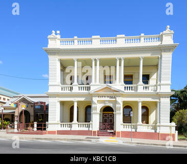 Weltkulturerbe Rathaus Gebäude in der zentralen Fußgängerzone, Charters Towers in Queensland, Queensland, Australien Stockfoto