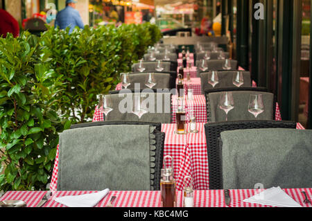 Charmante Restaurant Terrasse in Wien Naschmarkt Stockfoto