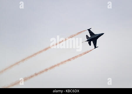 Belgische Luft Komponente F-16 Demo Team, Airshow Festa Al Cel Lleida (Lerida), Spanien Stockfoto