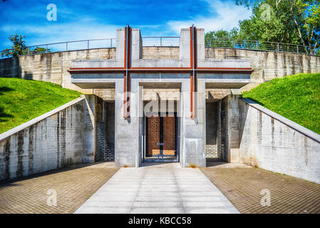 Vilnius, Litauen: Die Gedenkstätte des Tuskulenai Peace Park, wo die Opfer von 1944-1947 sowjetischen NKWD-KGB Repressionen in der Su begraben sind Stockfoto