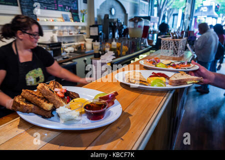 Richmond Virginia, Shockoe Slip District, Urban Farmhouse Market & Cafe, Restaurant Restaurants Essen Essen Essen Essen Café Cafés, Kaffeehaus, Essen, Frühstück, Brunch Stockfoto