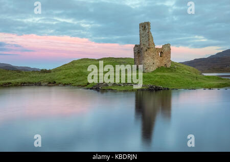 Ardvreck Castle, Loch Assynt, Sutherland, Schottland, Vereinigtes Königreich Stockfoto