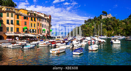 Panoramablick auf das Dorf von Portofino, Ligurien, Italien. Stockfoto