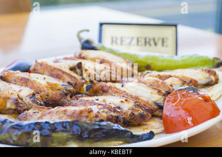 Chicken wings Platte, rezerved Tabelle Stockfoto