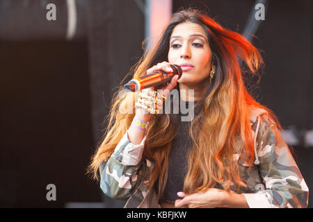 Croydon, London, UK. 30. September 2017. Tasha Tah führt bei Croydon Internationale Mela Festival, wandle Park, Croydon, Großbritannien. 30. September 2017. Tasha Tah. Quelle: Steve Parkins/Alamy leben Nachrichten Stockfoto