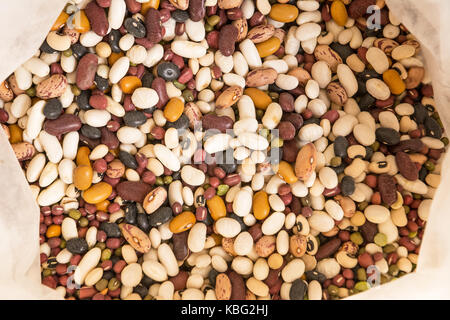Ein nur ein Mix Bohnen in Muster Stockfoto