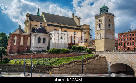 Warschau, Polen: St. Annes Kirche im Sommer Stockfoto