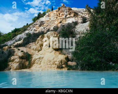 Thermalwasser zu baden berühmten saturnia in der Toskana. Stockfoto