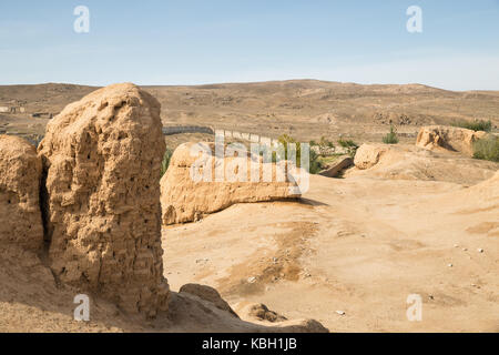 Ruinen der Festung Nur, es wurde von Alexander dem Großen gegründet. Nurata, Usbekistan Stockfoto