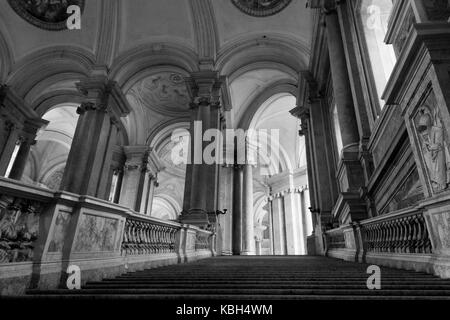 Caserta, Italien, 14. August 2014: Caserta Royal Palace, die Ehre, die große Treppe, vom italienischen Architekten Luigi Vanvitelli Ende 1700 projiziert. Stockfoto