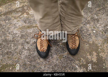 Niedrig - der Mann, der auf dem Land Stockfoto