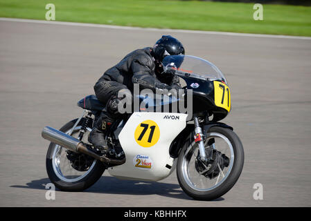 1962 Norton Manx 500 im Besitz von Chas Mortimer Racing bei Goodwood Revival 2017 Stockfoto