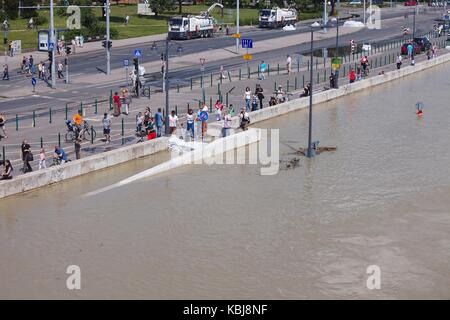 Überfluteten Budapester Straße Stockfoto