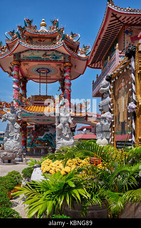Chinesischer Tempel. Thepsathit Phra Kiti Chalerm chinesische Schrein. Bang Saen, Chonburi Thailand Südostasien Stockfoto