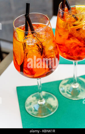 Aperol Spritz Cocktail in Glas Stockfoto