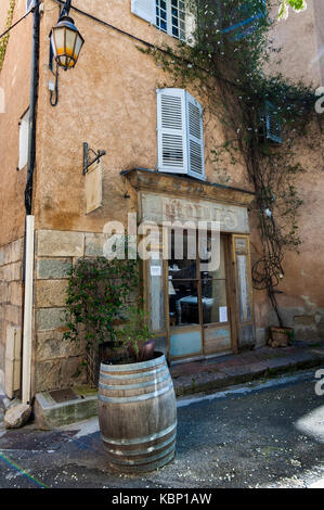 Dorf Cotignac Provence Verte Provence/Alpes Cote D'Azur, Var Frankreich (83), Stockfoto