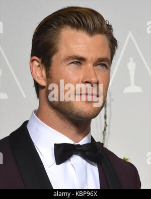 Schauspieler Chris Hemsworth posiert im Presseraum während der 86. Jährlichen Academy Awards im Loews Hollywood Hotel am 2. März 2014 in Hollywood, Kalifornien. Stockfoto