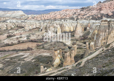 Kappadokien, Landschaft, Felsformationen in der Form von Pilzen Stockfoto