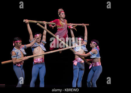 Die Leistung der Tanzgruppe der Philippinen Manila 'Ballett' Stockfoto