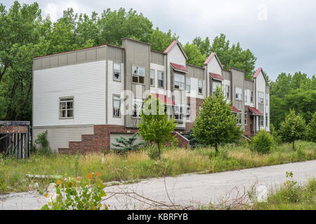 Spekulative Gehäuse Unterteilung in disrepair, die nie durch den Börsenkrach von 2008 abgeschlossen wurde. Stockfoto