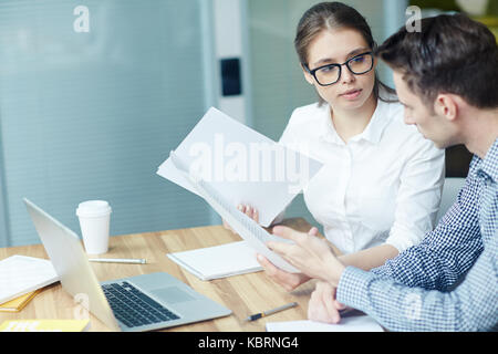 Diskussionen über neue Vertrag Stockfoto