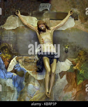 Christus am Kreuz, Santo Spirito, die Basilika des Heiligen Geistes, eine Kirche in Florenz, Italien. Architektur der Renaissance. Italienisch Stockfoto