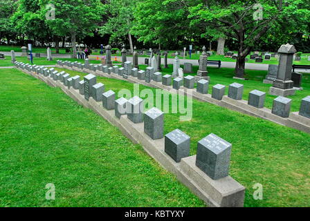 Grabsteine an der RMS Titanic Grab in Fairview Rasen Friedhof in Halifax, Nova Scotia, Kanada Stockfoto