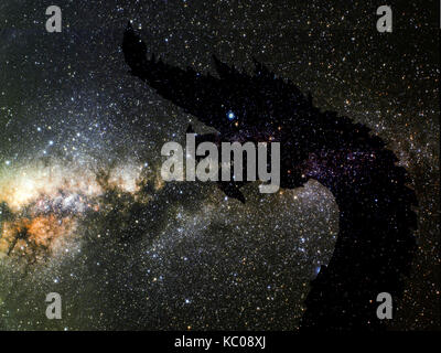 Naga Schatten auf Galaxy space, Elemente dieses Bild von der Nasa eingerichtet Stockfoto