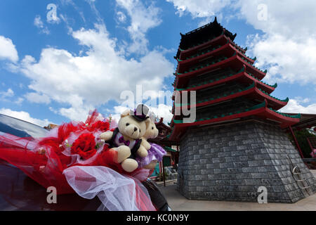 Tua Pek Kong oder auch als Vihara Budhi Bhakti ist bekannt als der älteste Kong Hu Cu Tempel in Nagoya City Batam, Indonesien angekündigt. Stockfoto