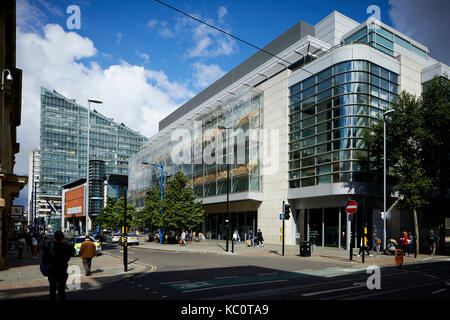 Moderne manchester Selfridges und Marks und Spencer store und Nummer eins Deansgate Apartments Stockfoto