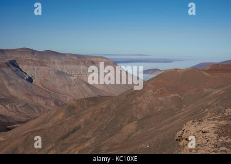 Großen Fluss Schlucht des Rio camarones durch die Atacama-wüste in der Arica y parinacota Region des nördlichen Chile ausgeführt wird. Stockfoto