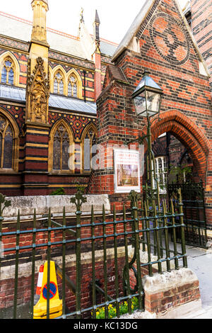 All Saints Church, Margaret Street W1 London City, All Saints Church 1859 High Victorian Gothic Margaret Street London UK, London, Kirche, Kirchen, Großbritannien Stockfoto