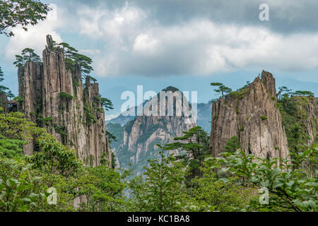 Blick von beginnen, Peak, Yellow Mountain, huangshan, China zu glauben Stockfoto