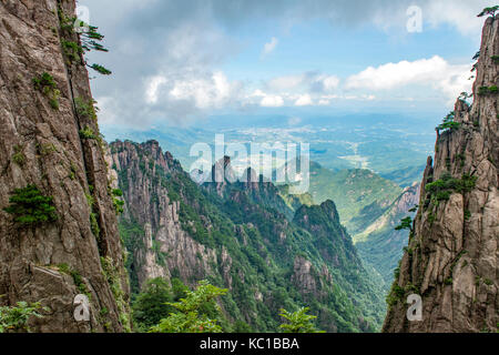 Blick von beginnen, Peak, Yellow Mountain, huangshan, China zu glauben Stockfoto