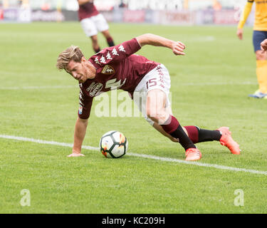 Turin, Stadio Olimpico Grande Torino Italien am 1. Oktober 2017. Cristian Ansaldi der Serie A Gleichen Torino FC vs Hellas Verona Credit: Alberto Gandolfo/Alamy leben Nachrichten Stockfoto