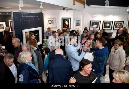 Dorset, Großbritannien. 01 Okt, 2017 Künstler doug Hyde Kunstgalerie Dorchester, Dorset, Großbritannien öffnet. Doug hyde Credit: finnbarr Webster/alamy leben Nachrichten Stockfoto