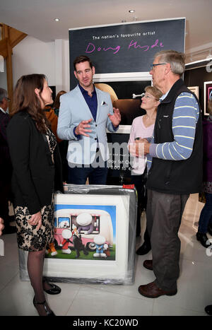 Dorset, Großbritannien. 01 Okt, 2017 Künstler doug Hyde Kunstgalerie Dorchester, Dorset, Großbritannien öffnet. Doug hyde Credit: finnbarr Webster/alamy leben Nachrichten Stockfoto